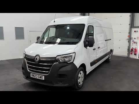 2023 RENAULT MASTER