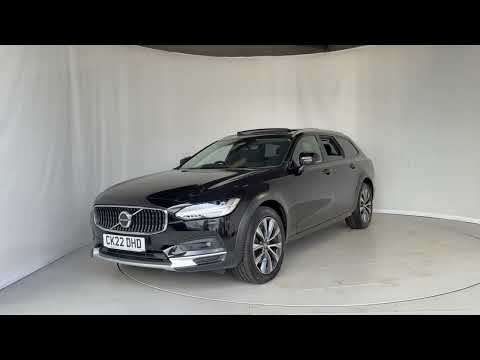 2022 VOLVO V90 CROSS COUNTRY