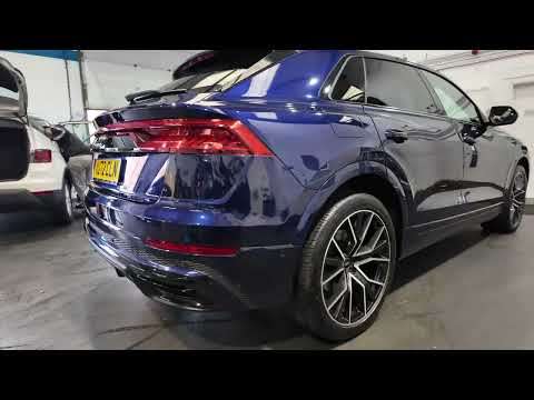 2022 AUDI Q8