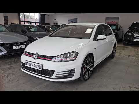 2015 VOLKSWAGEN GOLF