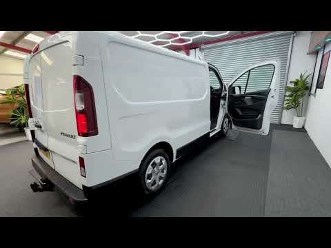 2022 RENAULT TRAFIC