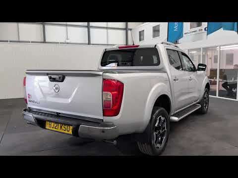 2021 NISSAN NAVARA