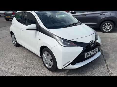 2017 TOYOTA AYGO