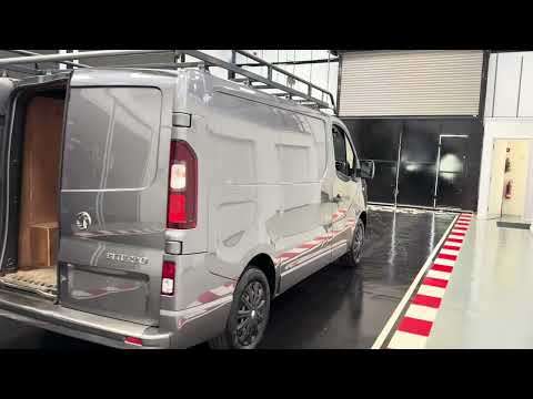 2016 VAUXHALL VIVARO