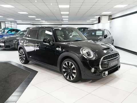 2019 MINI HATCH