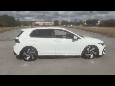 2024 VOLKSWAGEN GOLF