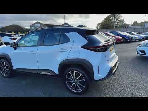 2024 TOYOTA YARIS CROSS
