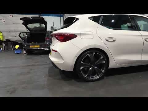 2023 CUPRA LEON