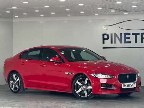 2018 JAGUAR XE
