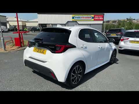 2021 TOYOTA YARIS