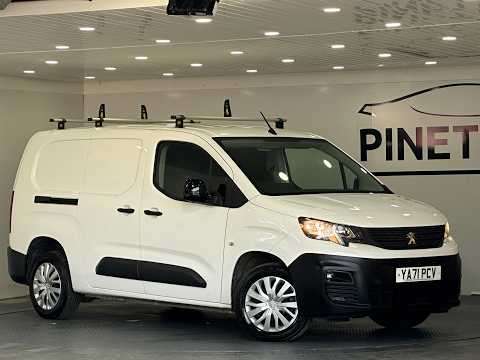 2022 PEUGEOT PARTNER