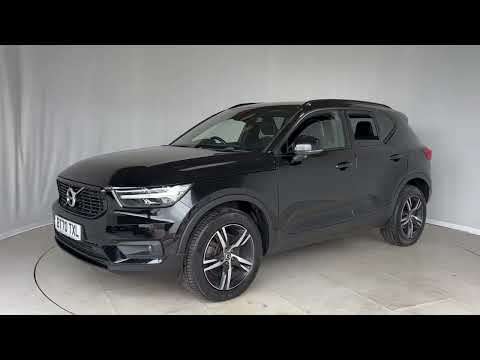 2020 VOLVO XC40