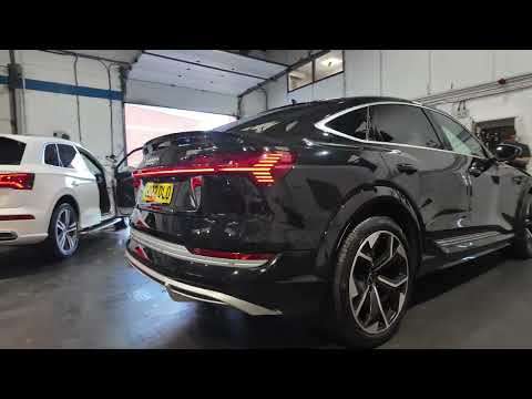 2022 AUDI E-TRON S