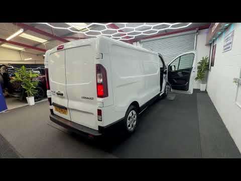 2023 RENAULT TRAFIC