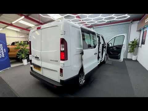 2024 RENAULT TRAFIC