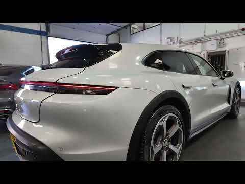 2021 PORSCHE TAYCAN
