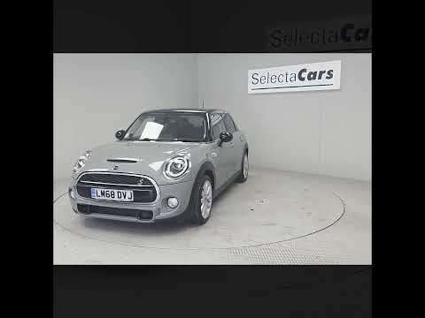 2018 MINI HATCH