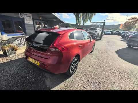 2018 VOLVO V40