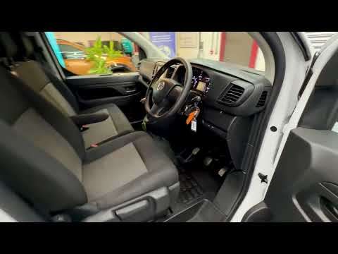 2023 VAUXHALL VIVARO