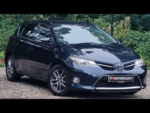 2014 TOYOTA AURIS