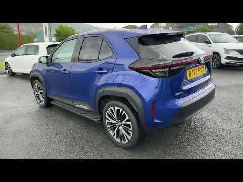 2022 TOYOTA YARIS CROSS
