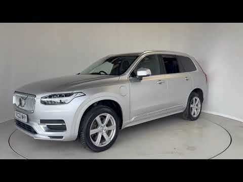 2022 VOLVO XC90