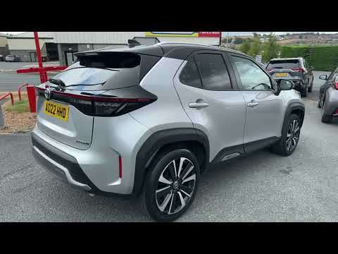 2022 TOYOTA YARIS CROSS