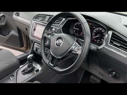 2017 VOLKSWAGEN TIGUAN