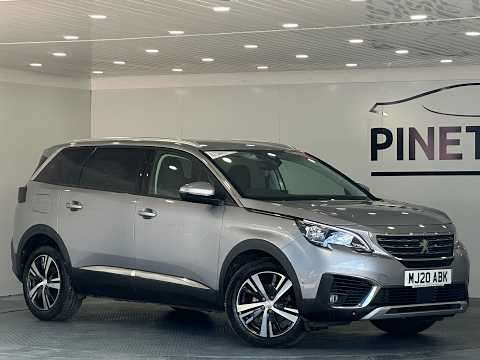 2020 PEUGEOT 5008