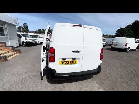 2022 VAUXHALL VIVARO