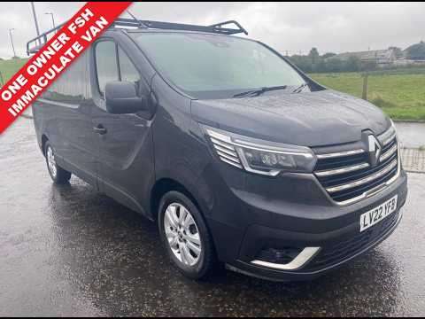 2022 RENAULT TRAFIC