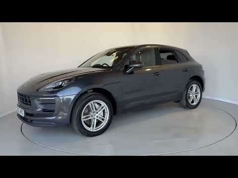 2022 PORSCHE MACAN