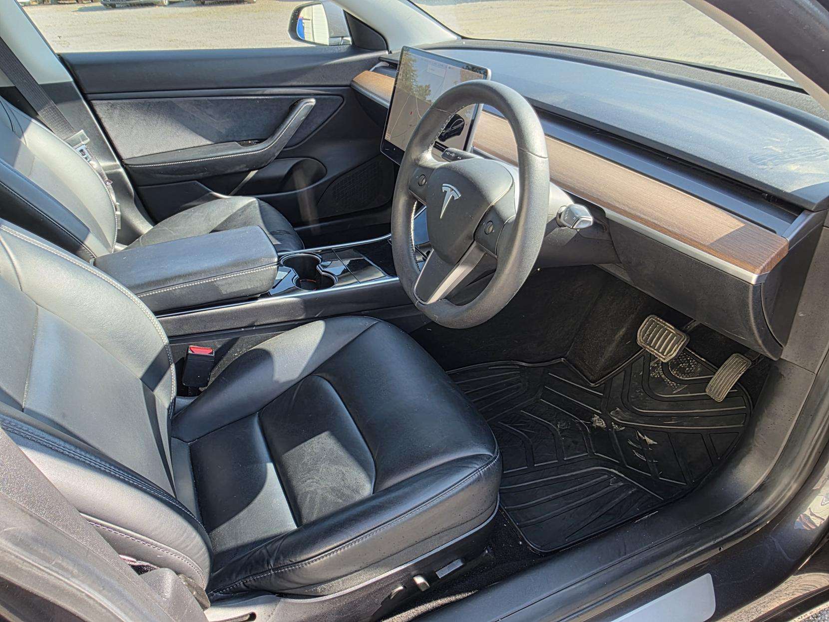 2019 TESLA MODEL 3 2019 TESLA MODEL 3