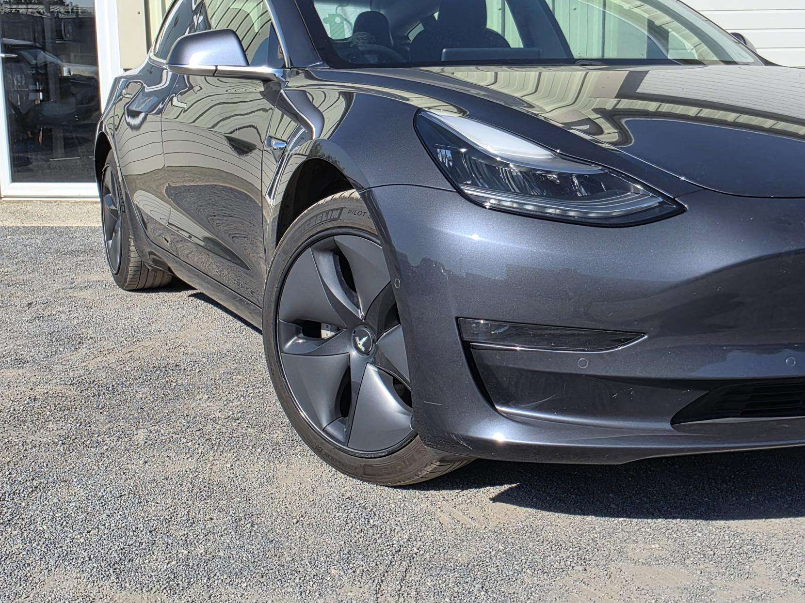 2019 TESLA MODEL 3 2019 TESLA MODEL 3