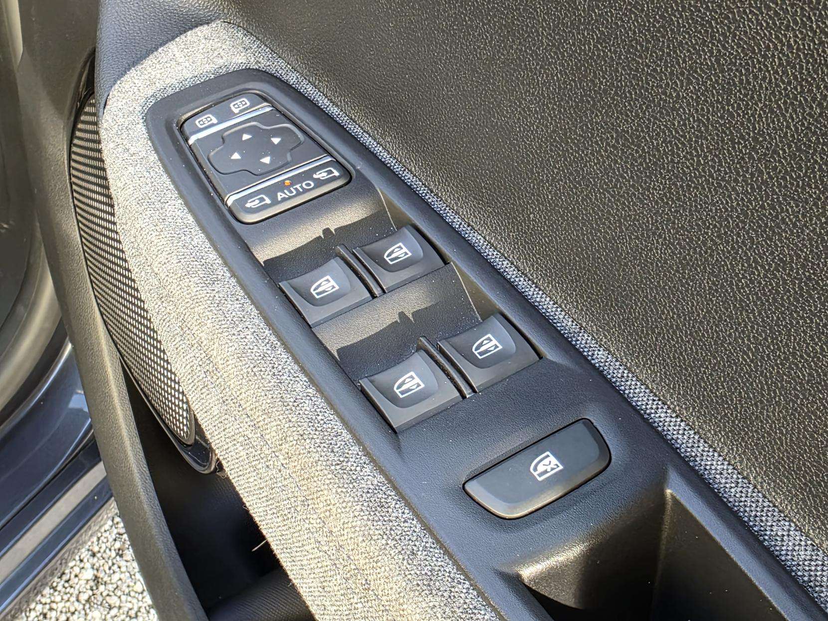 2020 RENAULT ZOE 2020 RENAULT ZOE