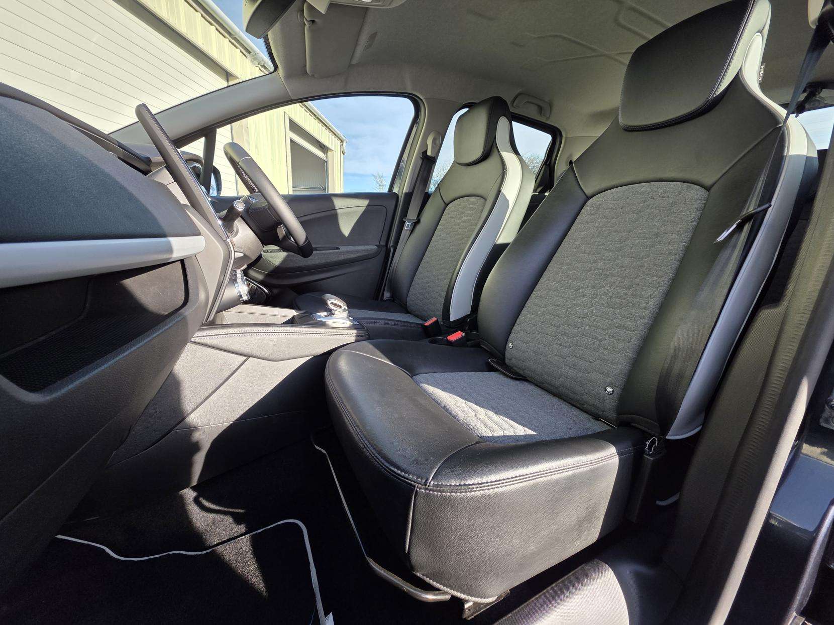 2020 RENAULT ZOE 2020 RENAULT ZOE