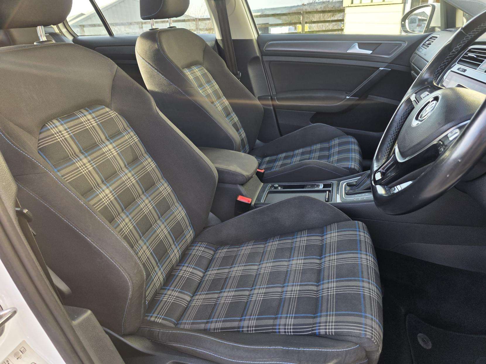 2018 VOLKSWAGEN E-GOLF 2018 VOLKSWAGEN E-GOLF