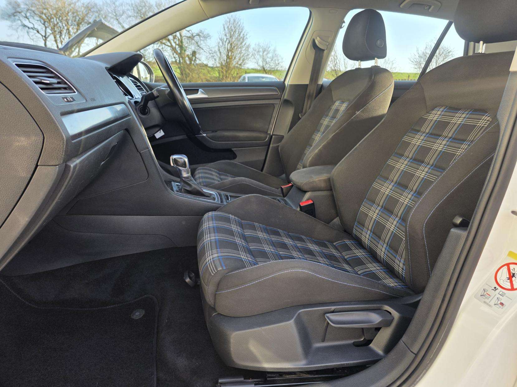 2018 VOLKSWAGEN E-GOLF 2018 VOLKSWAGEN E-GOLF