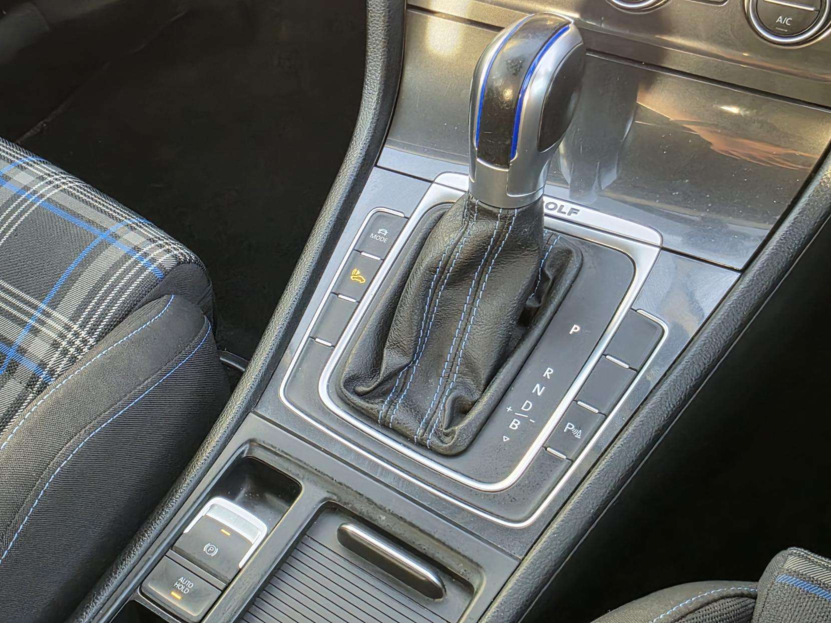 2018 VOLKSWAGEN E-GOLF 2018 VOLKSWAGEN E-GOLF