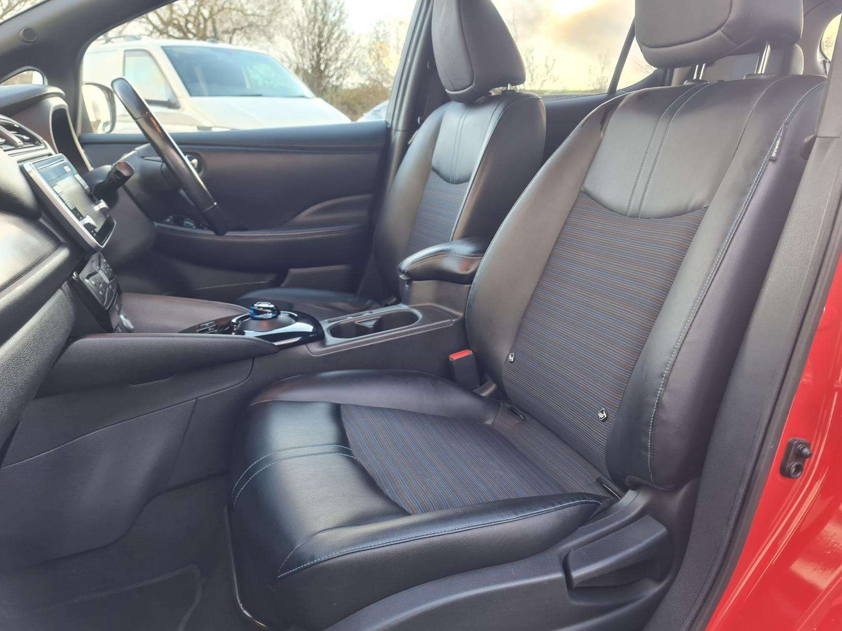 2018 NISSAN LEAF 2018 NISSAN LEAF