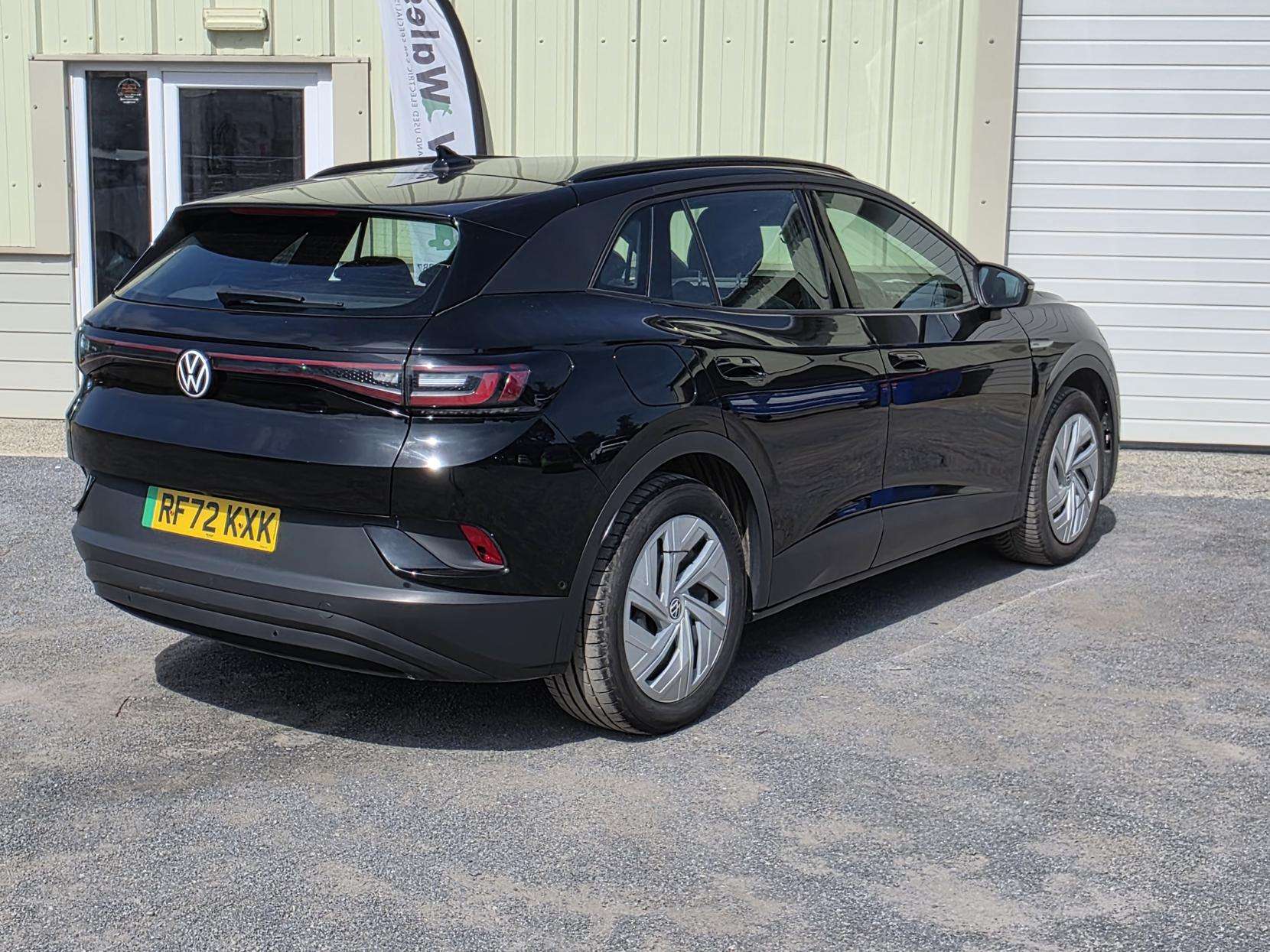 A 2022 VOLKSWAGEN ID.4 Pro 77kWh Life SUV 5dr Electric Auto (174 ps) A 2022 VOLKSWAGEN ID.4 Pro 77kWh Life SUV 5dr Electric Auto (174 ps)