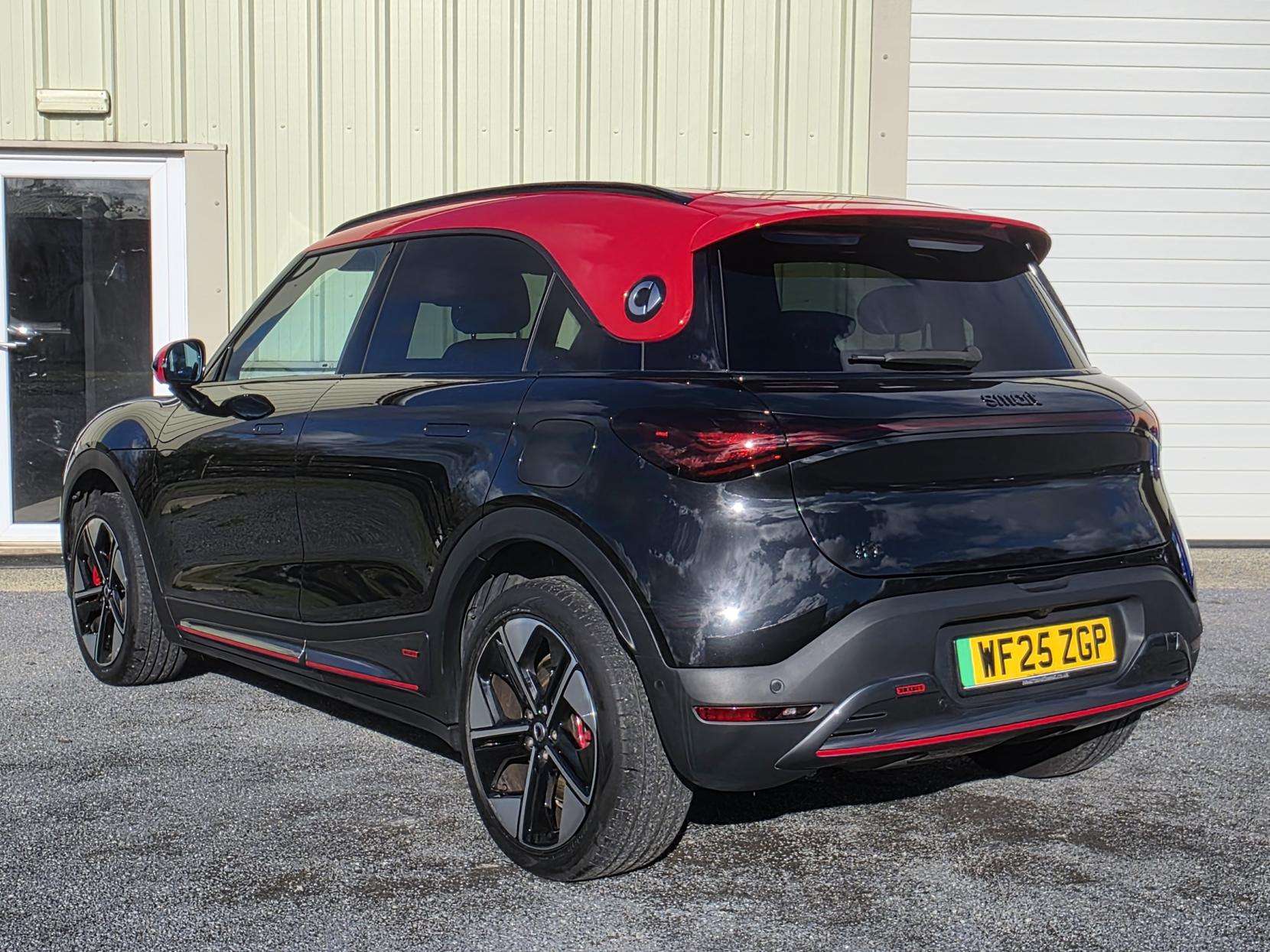 A 2025 SMART #1 66kWh BRABUS SUV 5dr Electric Auto AWD (428 ps) A 2025 SMART #1 66kWh BRABUS SUV 5dr Electric Auto AWD (428 ps)