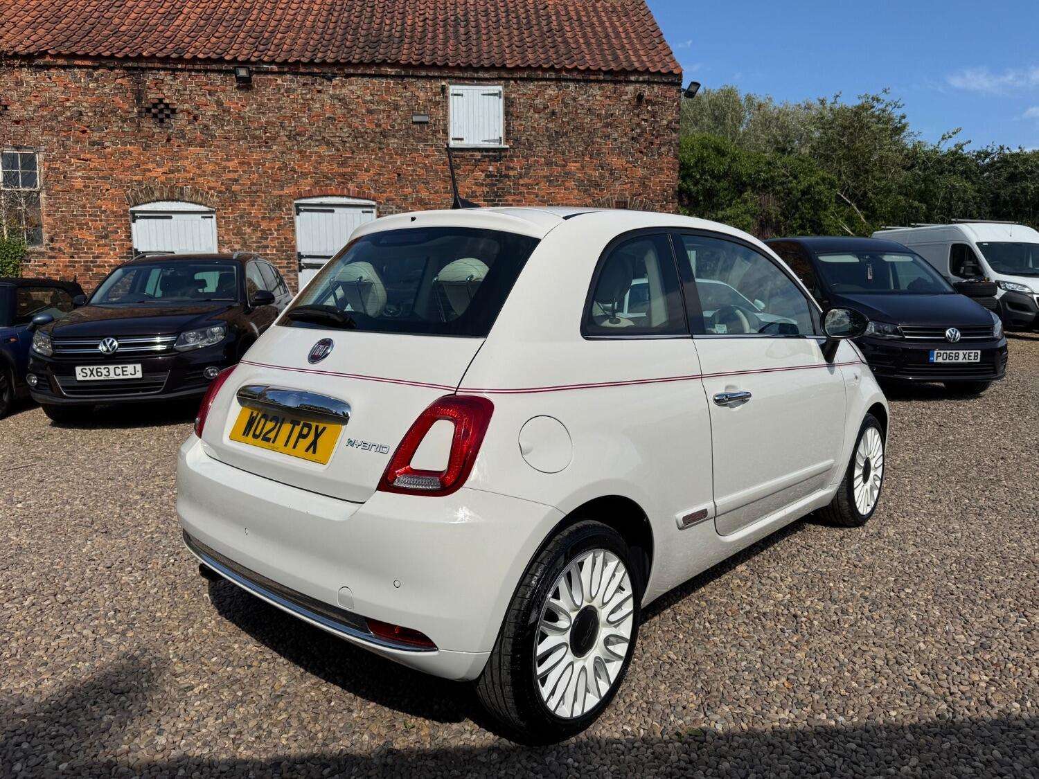 2021 FIAT 500 2021 FIAT 500