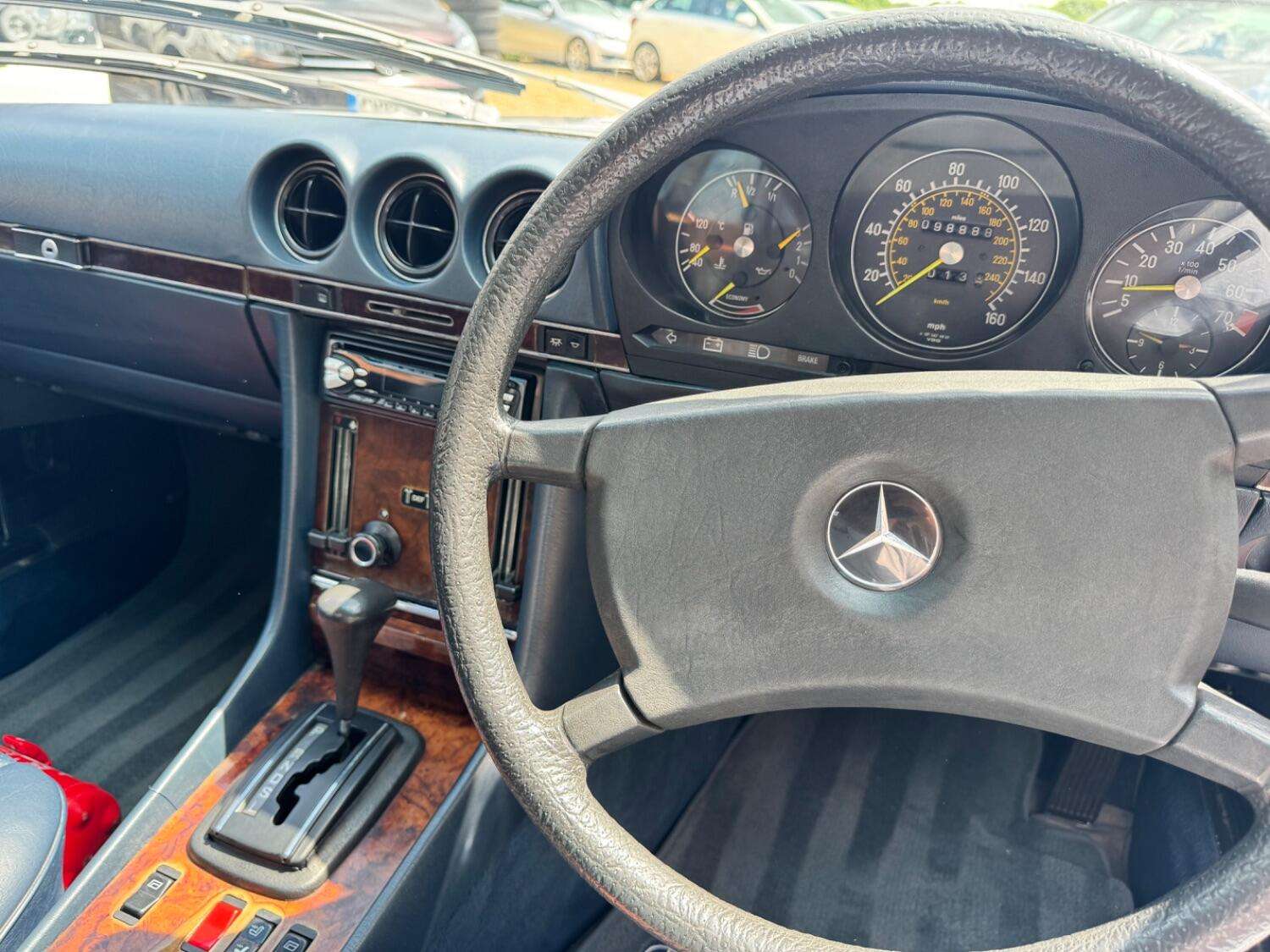1985 MERCEDES-BENZ 280 1985 MERCEDES-BENZ 280