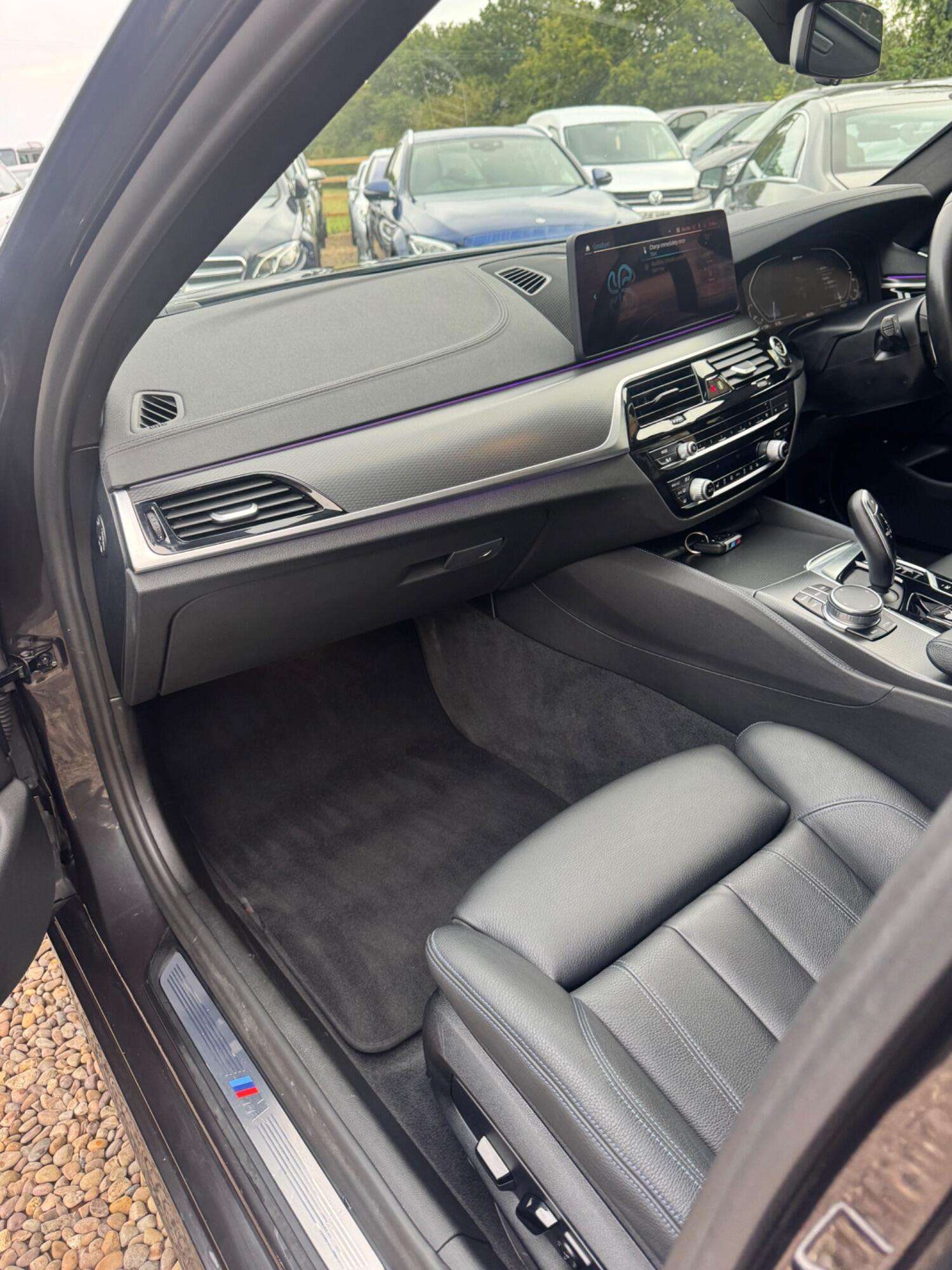 2020 BMW 5 SERIES 2020 BMW 5 SERIES