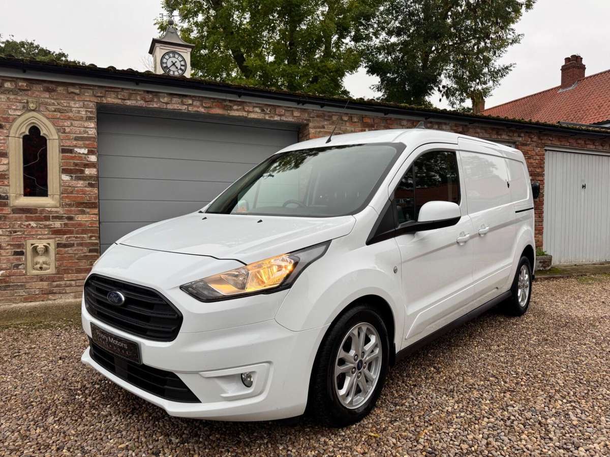 Check out this Ford Transit Connect 2022 Diesel Automatic