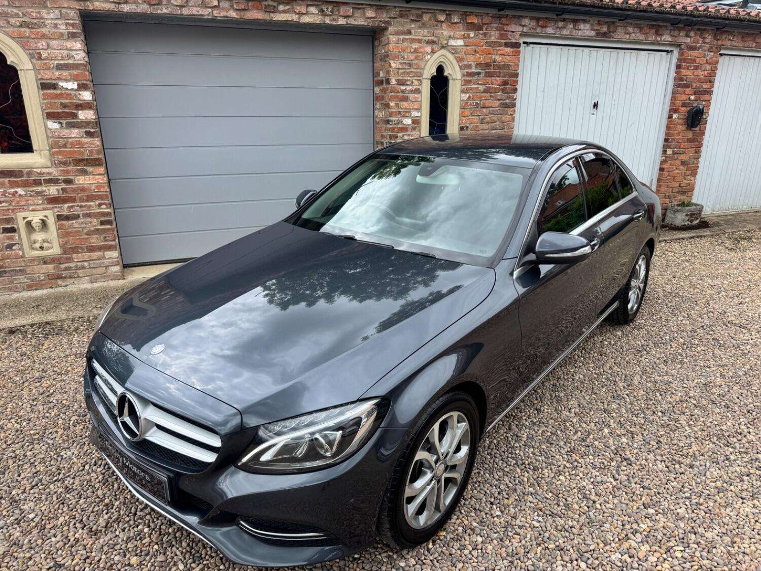 A 2014 MERCEDES-BENZ C CLASS 2.0 C200 Sport A 2014 MERCEDES-BENZ C CLASS 2.0 C200 Sport