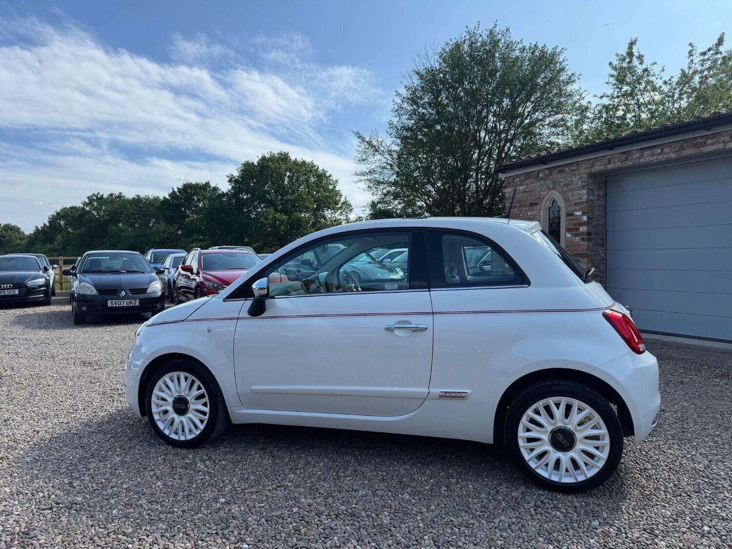2021 FIAT 500 2021 FIAT 500