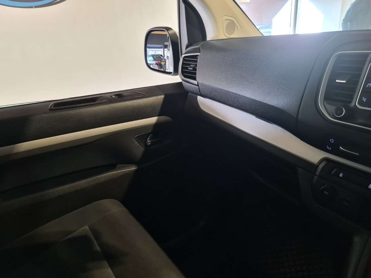 2021 TOYOTA PROACE VERSO 2021 TOYOTA PROACE VERSO