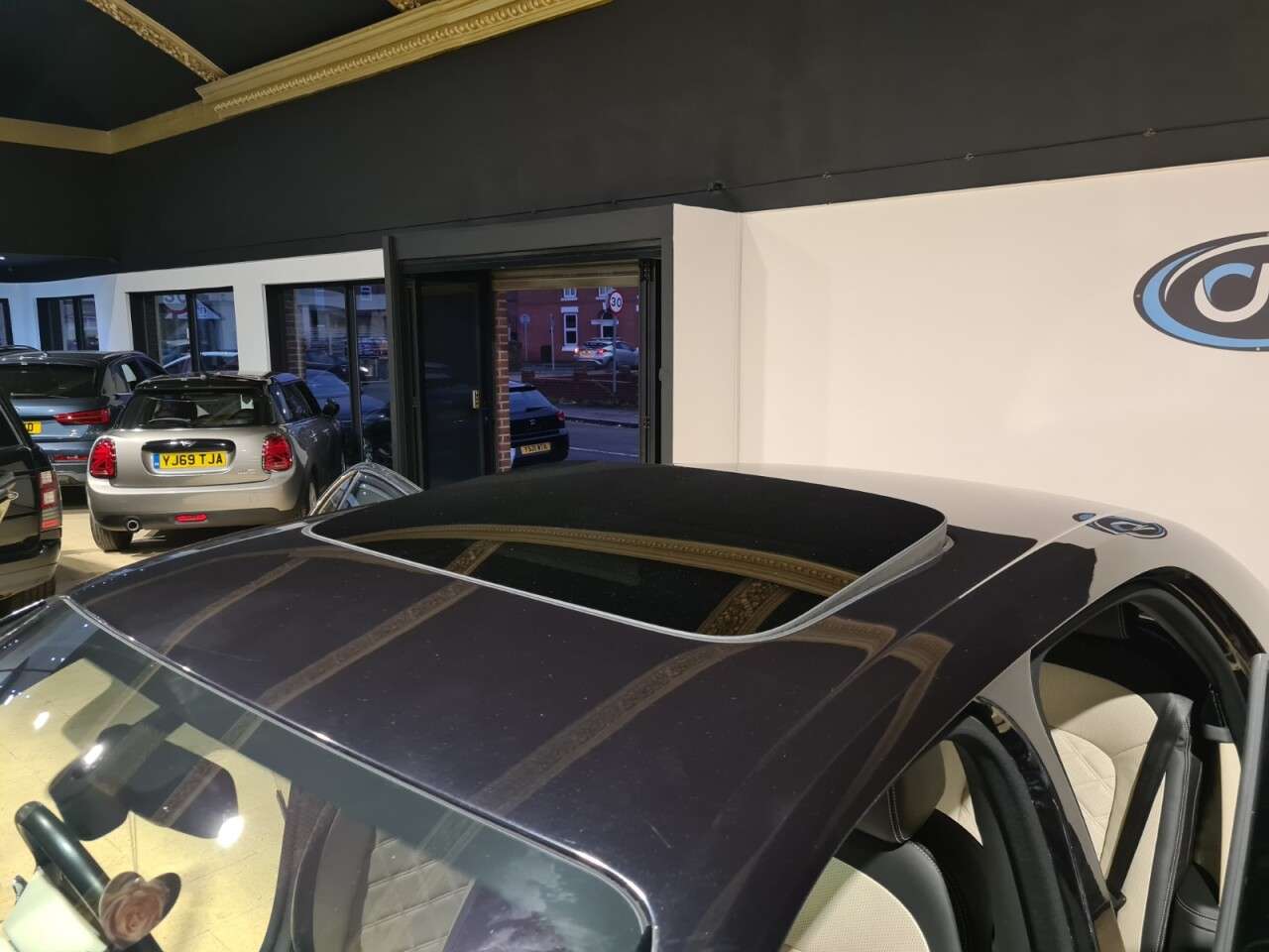 null BENTLEY MULSANNE null BENTLEY MULSANNE